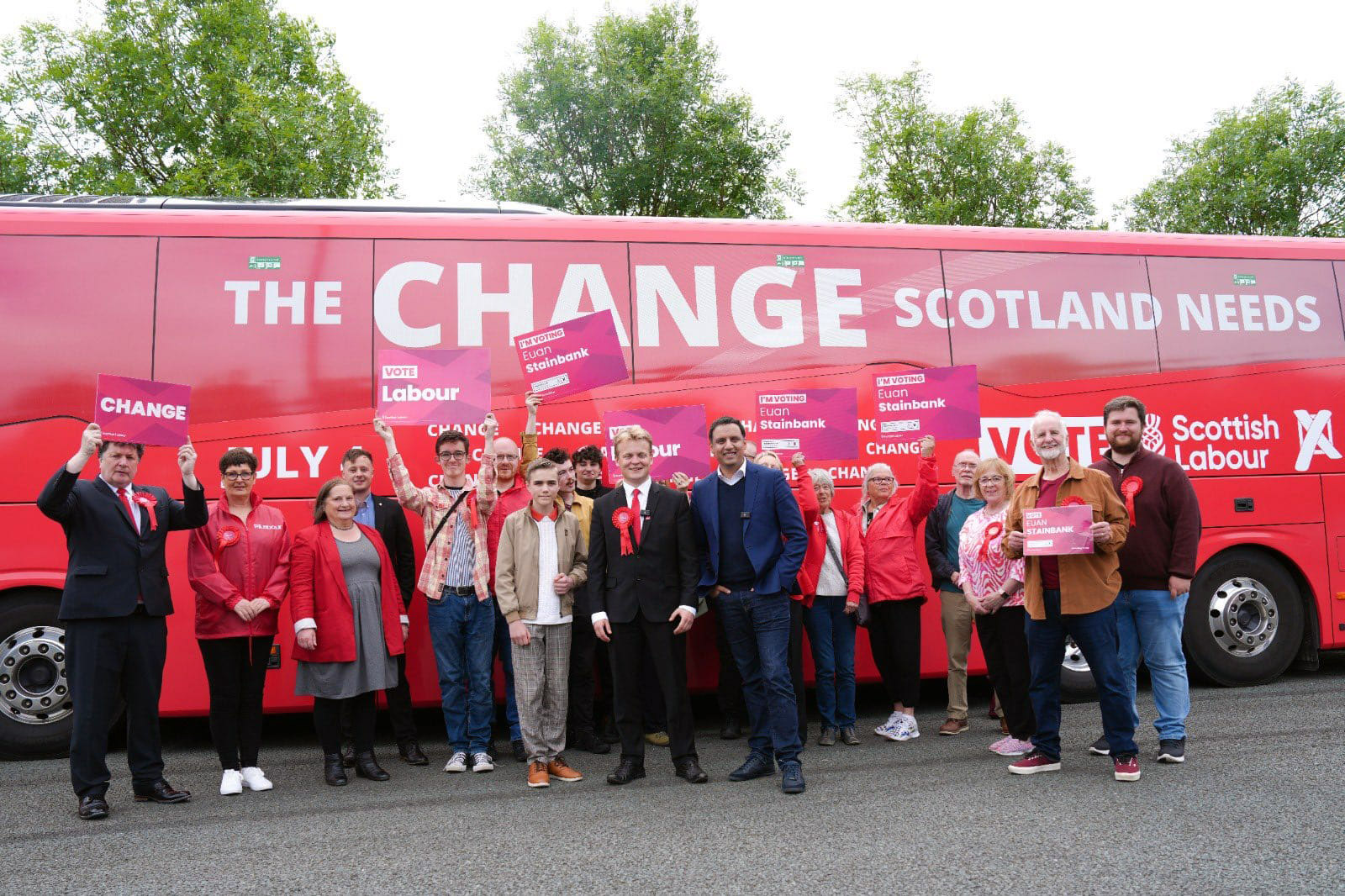 Falkirk Labour candidate for Falkirk Euan Stainbank with Scottish Labour Leader Anas Sarwar and campaigners